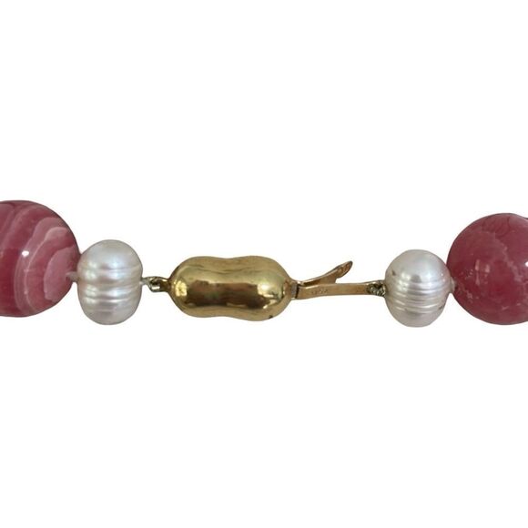 Bead an Faux Pearls Necklace - Picture 3 of 6